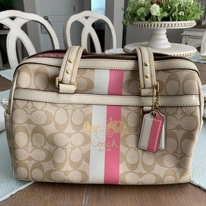 Coach heritage chelsea handbag